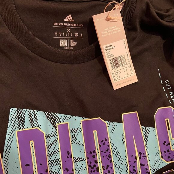 Adidas Unisex Black Running T-shirt - Size Small - NWT - Picture 4 of 4